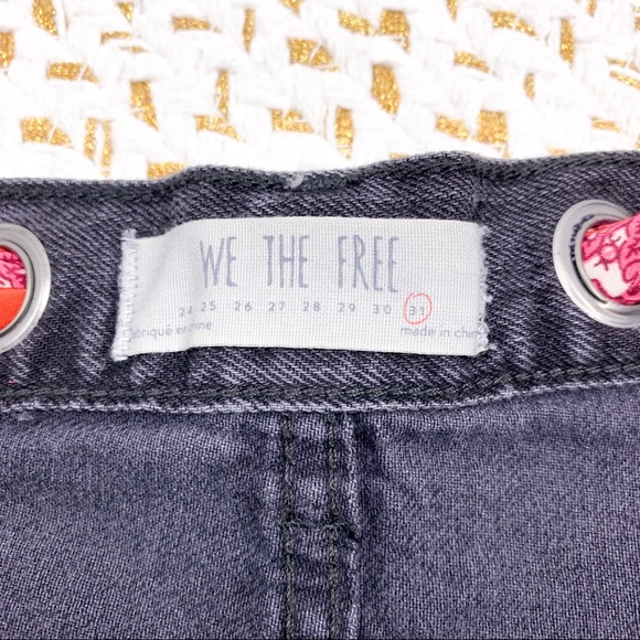 Free People Sashed & Relaxed Short in Black - Picture 4 of 8